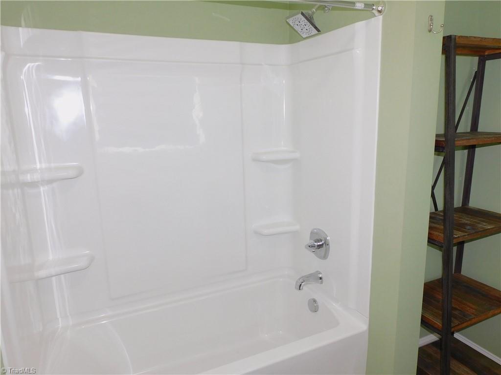 1901 Angelo Street Winston-Salem, NC 27104 - Photo 17 of 34