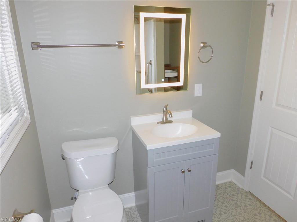 1901 Angelo Street Winston-Salem, NC 27104 - Photo 18 of 34