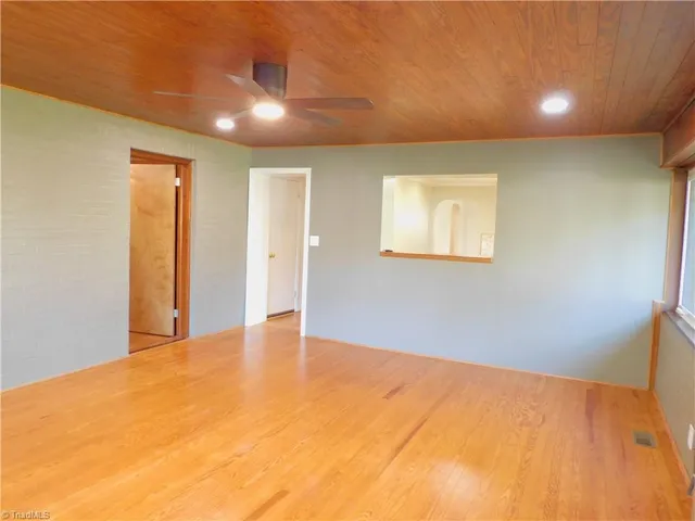 $3,000 | 1901 Angelo Street, Winston-Salem, NC 27104