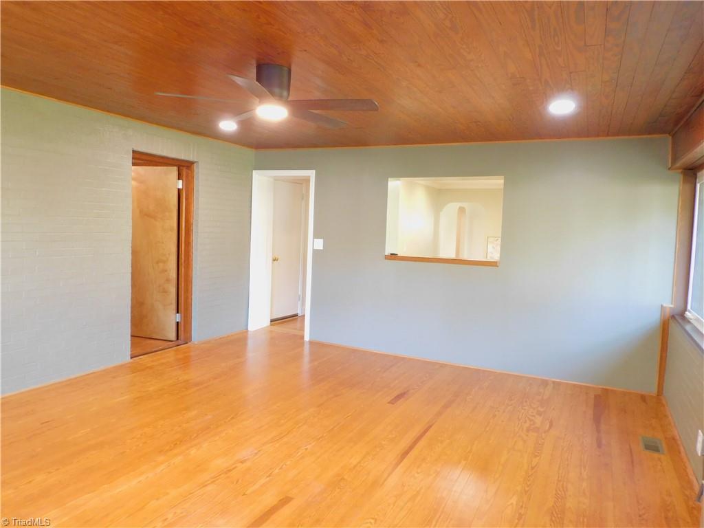 1901 Angelo Street Winston-Salem, NC 27104 - Photo 23 of 34