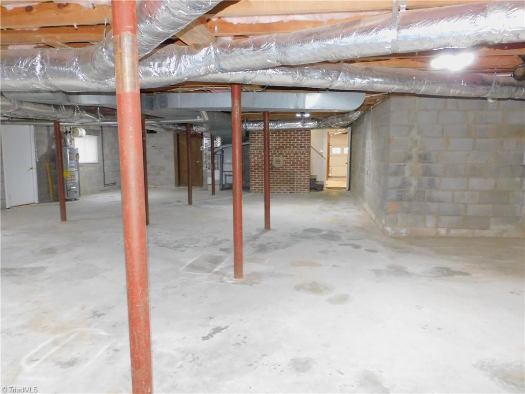 1901 Angelo Street Winston-Salem, NC 27104 - Photo 30 of 34