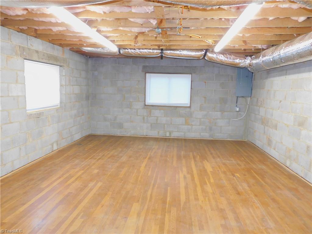 1901 Angelo Street Winston-Salem, NC 27104 - Photo 31 of 34