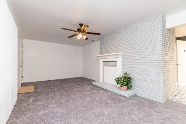 $2,200 | 18248 Farmington Road, Livonia, MI 48152