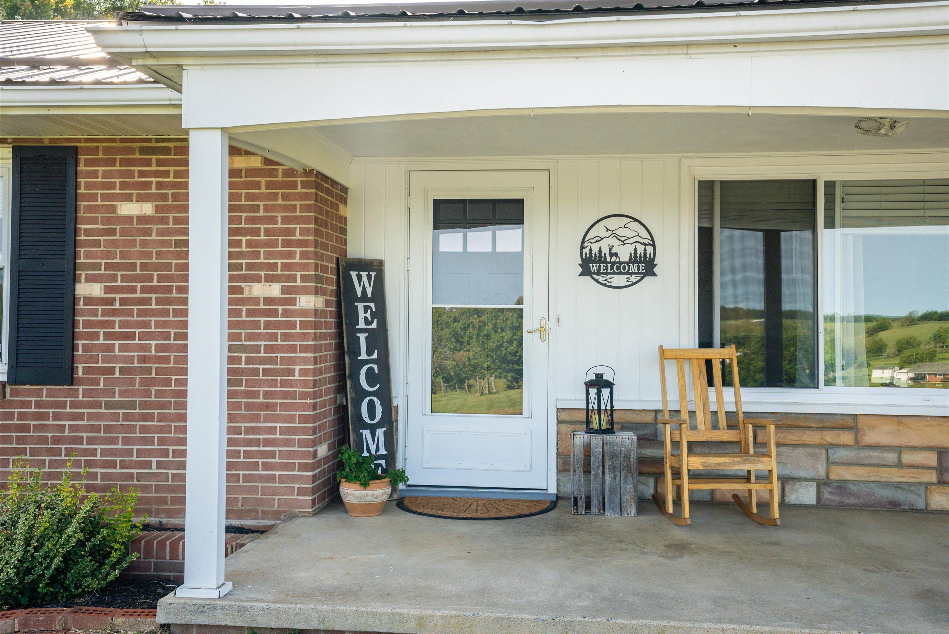 331 Whiskey Creek Road Churchville, VA 24421 - Photo 8 of 55 Gallery Image 8