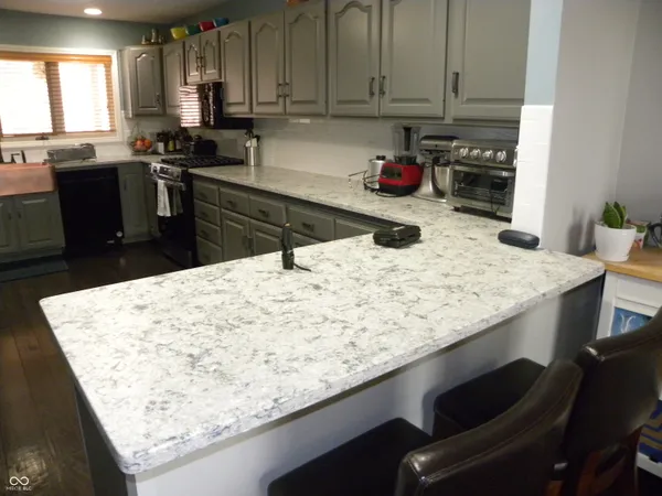 $595,000 | 5118 Boardwalk Place, Indianapolis, IN 46220