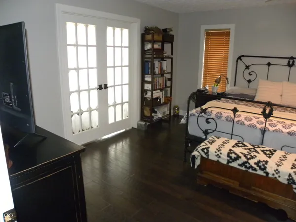 $595,000 | 5118 Boardwalk Place, Indianapolis, IN 46220