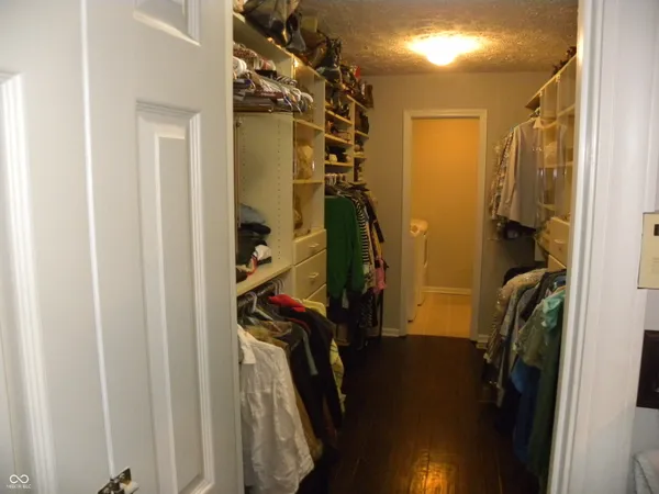 $595,000 | 5118 Boardwalk Place, Indianapolis, IN 46220