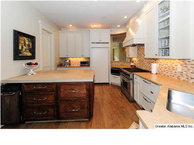 20 Woodhill Road Birmingham, AL 35213 - Photo 9 of 32