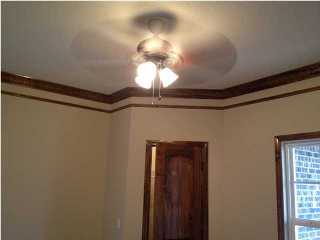 4619 Hermosa Road Crestview, FL 32539 - Photo 16 of 25 a view of a hallway