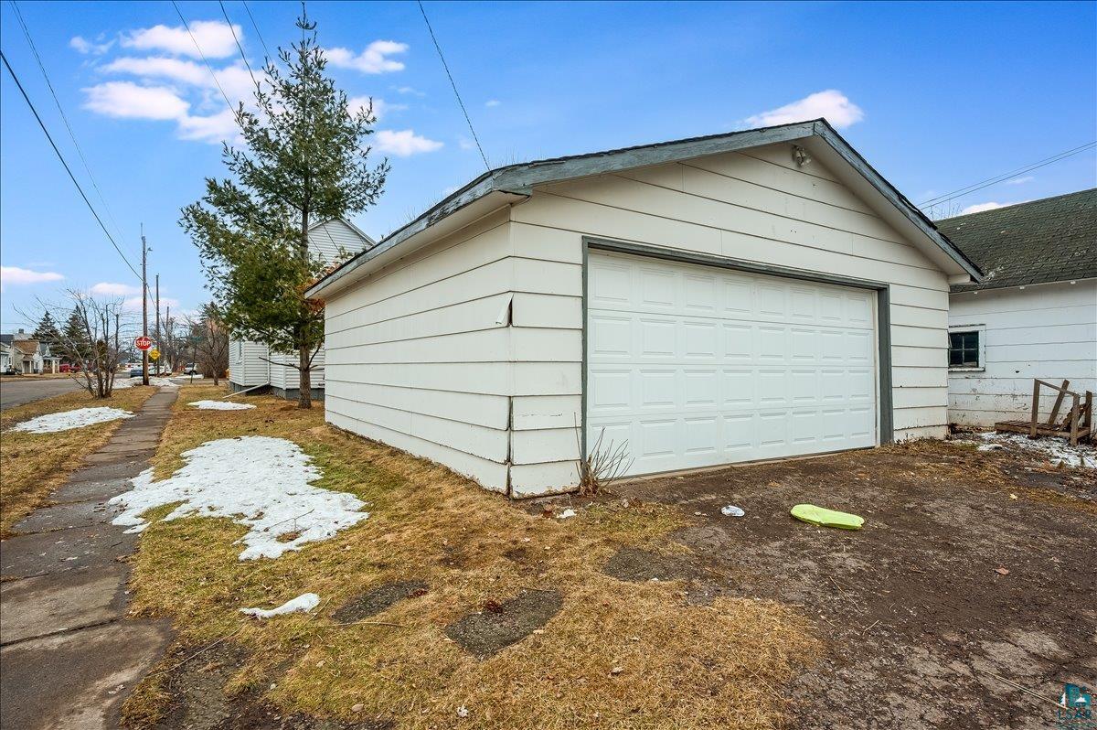 302 East 7th Street Superior, WI 54880 - Photo 21 of 22