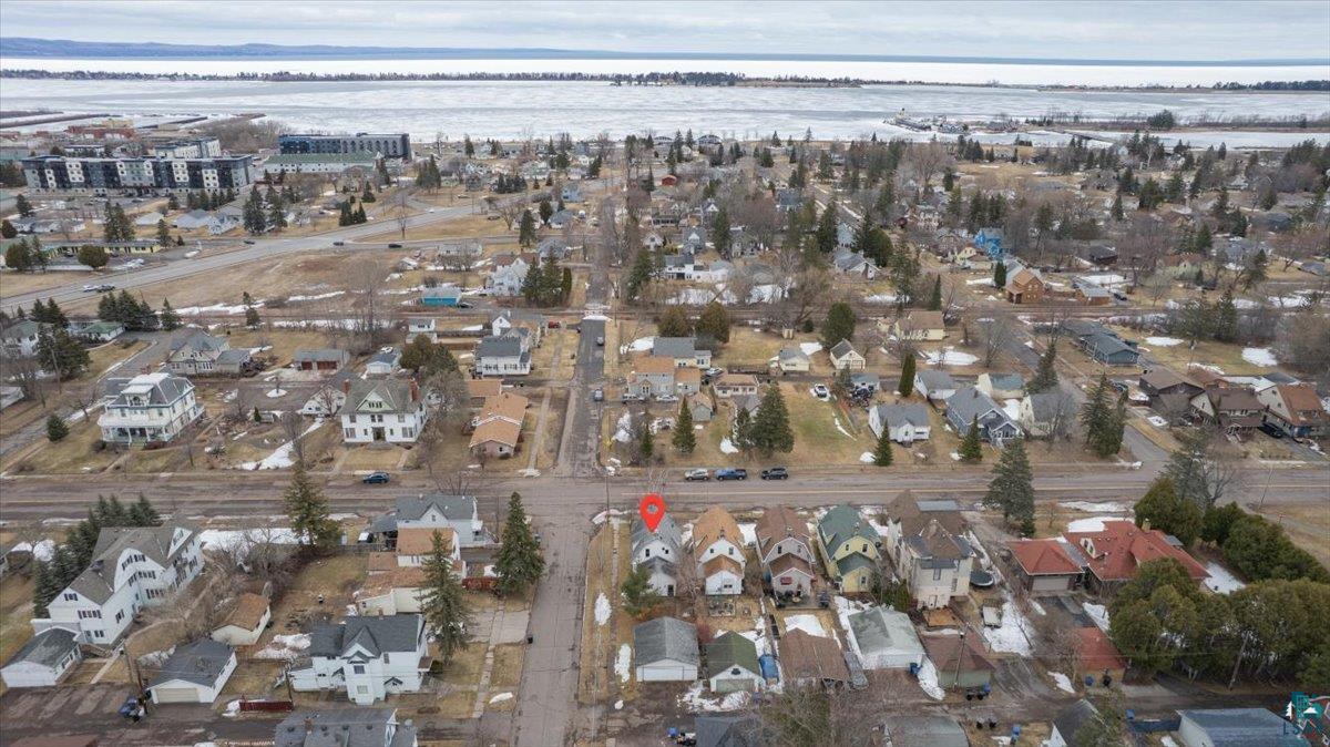 302 East 7th Street Superior, WI 54880 - Photo 4 of 22