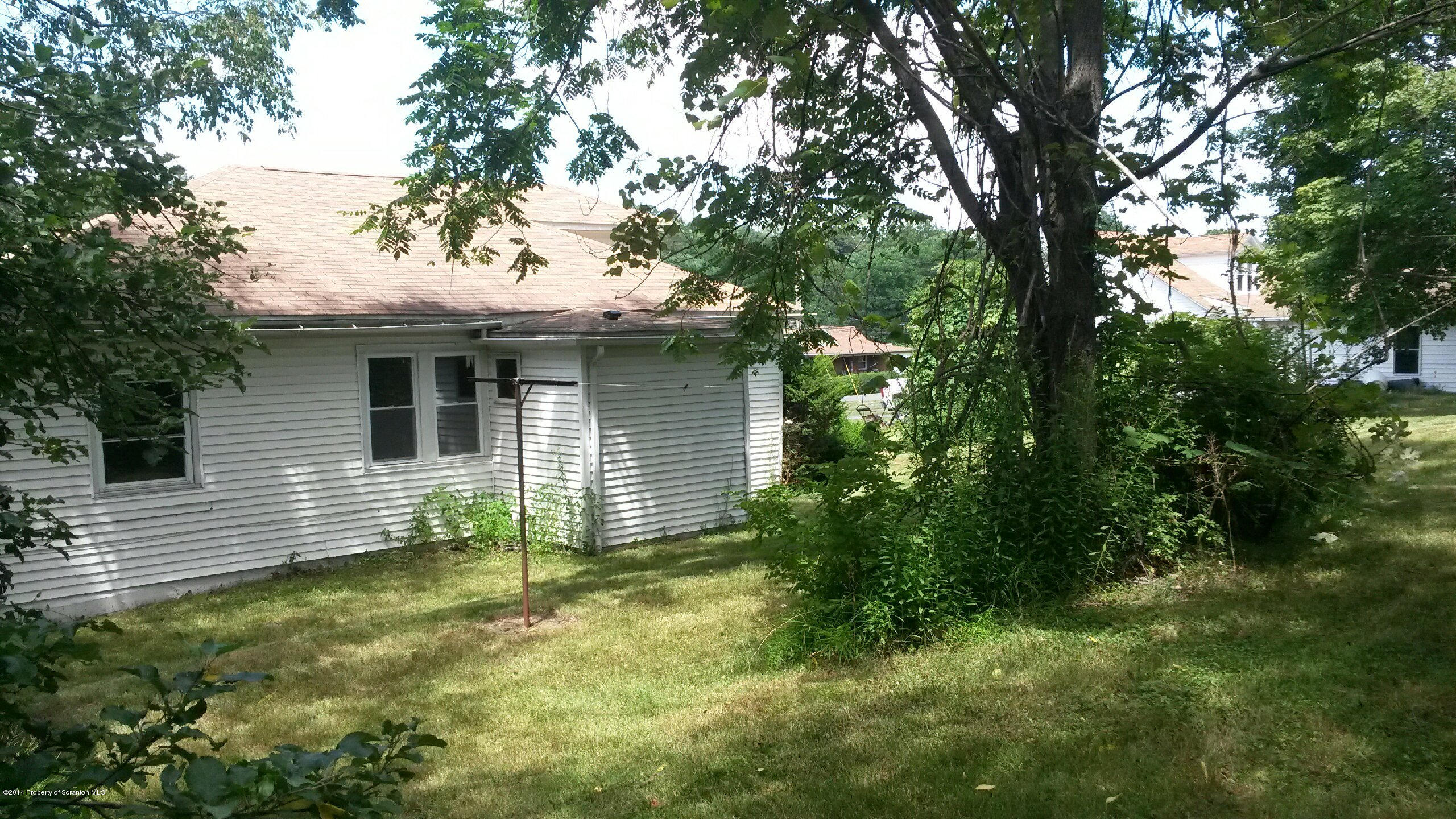 116-118 Old Boston Road Pittston, PA 18640 - Photo 5 of 6 Gallery Image 5