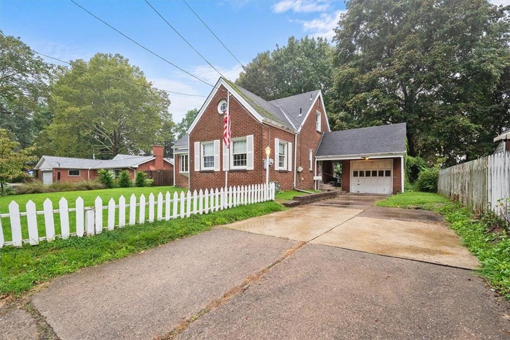 401 Woodside Road Pittsburgh, PA 15221 - Photo 2 of 25 Gallery Image 2