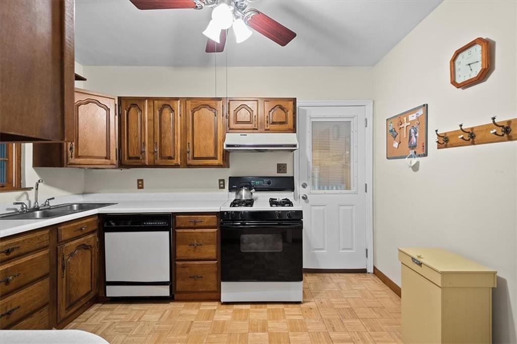 401 Woodside Road Pittsburgh, PA 15221 - Photo 13 of 25 Gallery Image 13