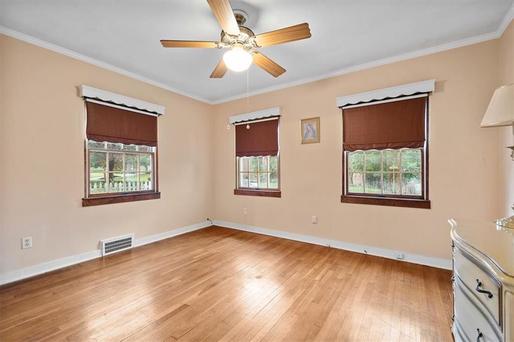 401 Woodside Road Pittsburgh, PA 15221 - Photo 5 of 25 Gallery Image 5