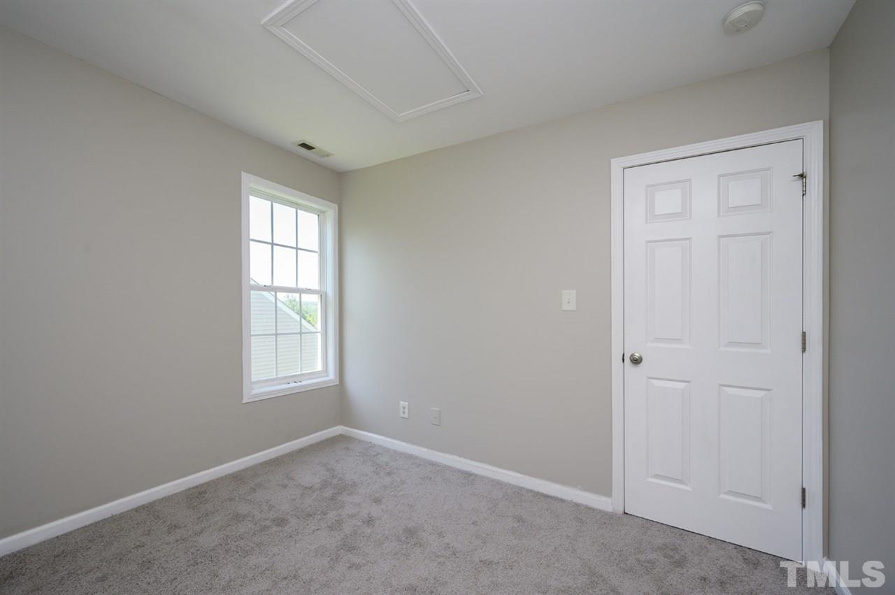 6815 Spanglers Spring Way Raleigh, NC 27610 - Photo 7 of 13