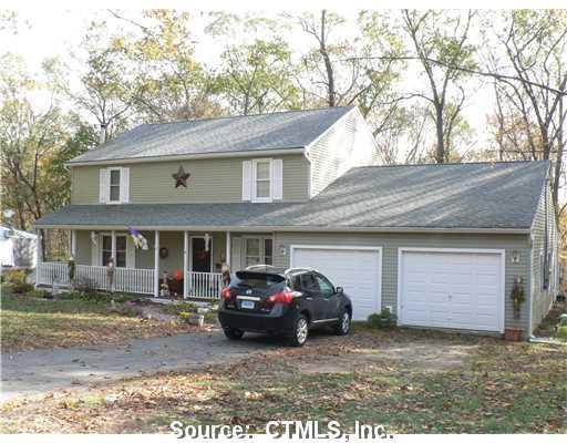 4 Hayes Road East Hampton, CT 06424 - Photo 1 of 1 Exterior Front.