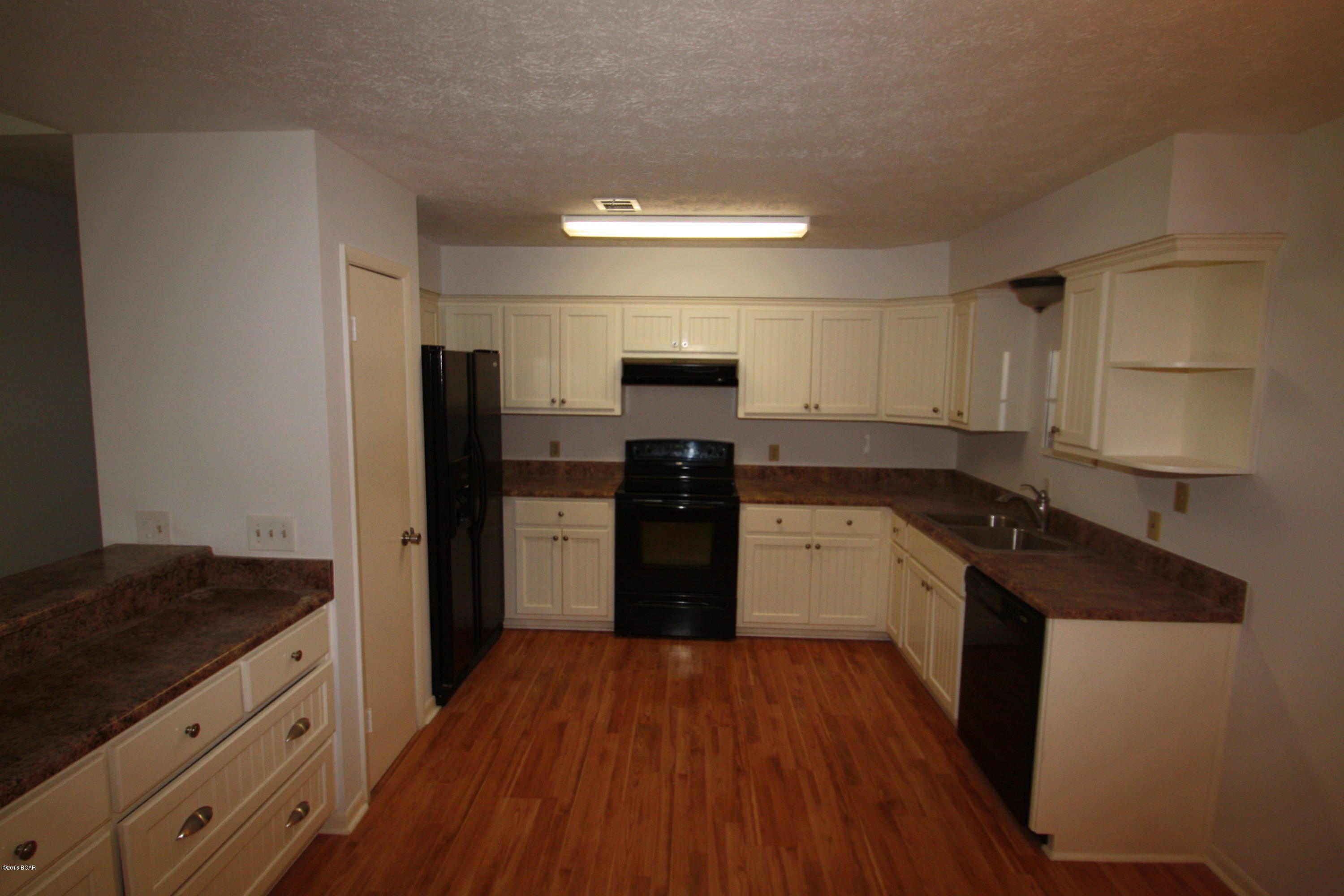 101 Ridgecrest Court Panama City, FL 32405 - Photo 7 of 20 Gallery Image 7
