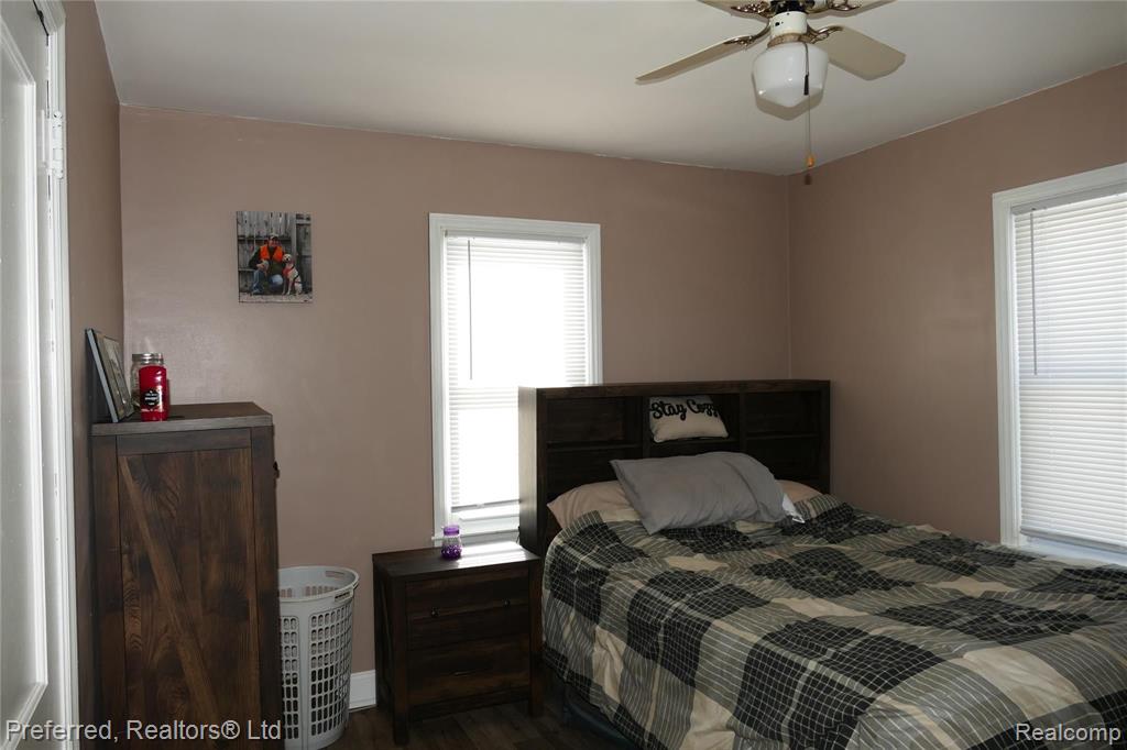 13975 Sheldon Road Belleville, MI 48111 - Photo 17 of 23
