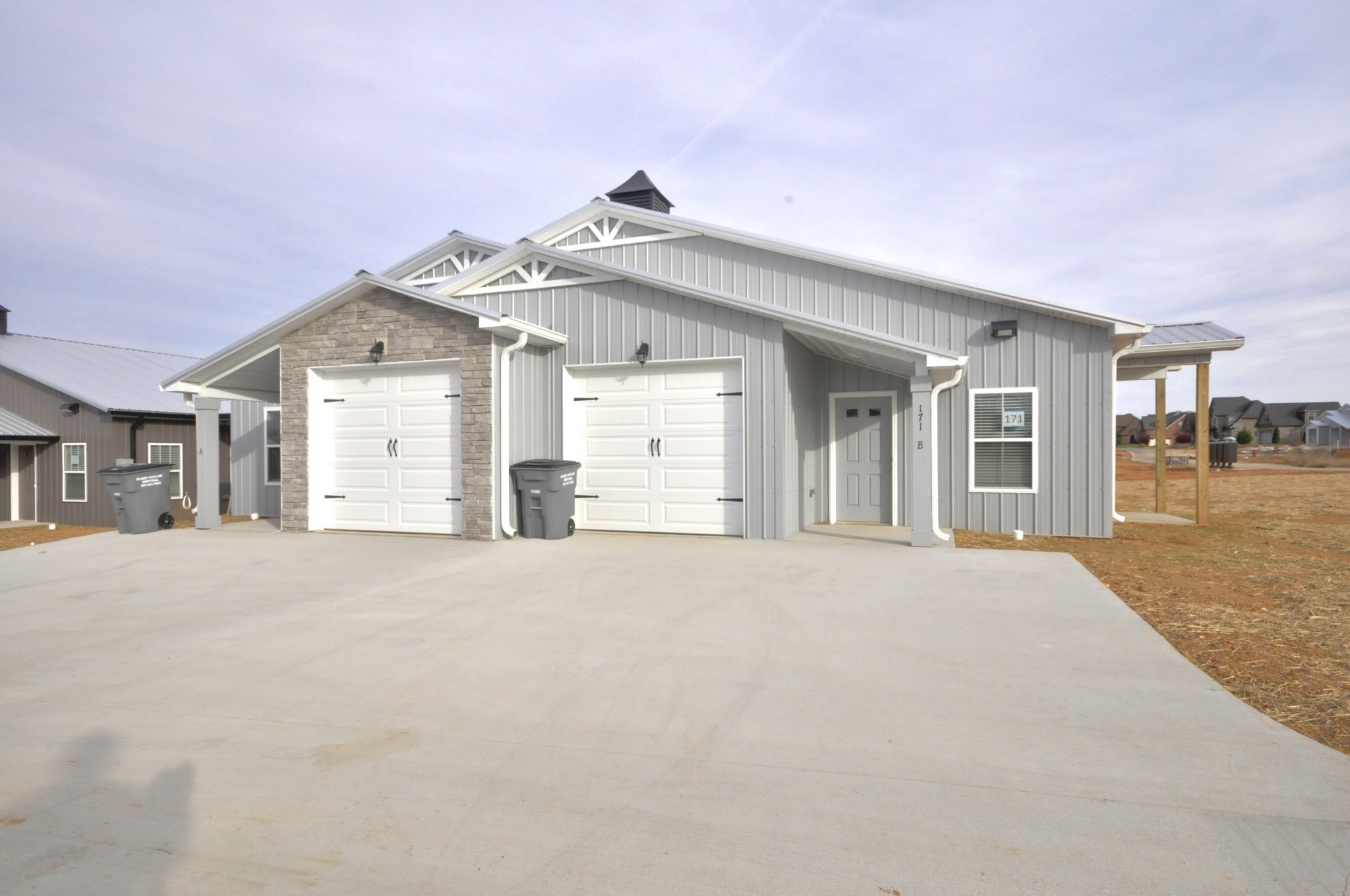 172 Bainbridge Drive, Unit B Clarksville, TN 37043 - Photo 6 of 35