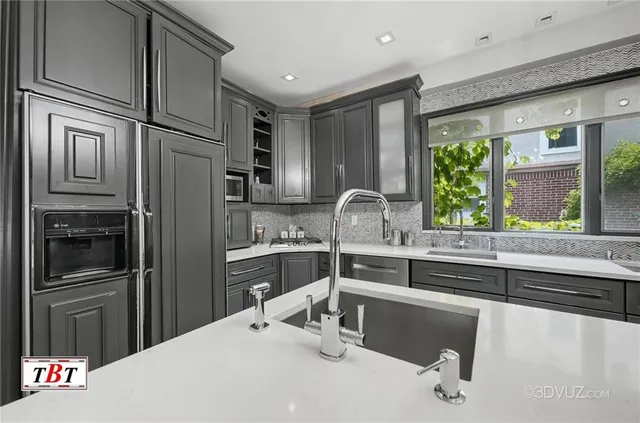 $2,600,000 | 995 East 21st Street | East Midwood