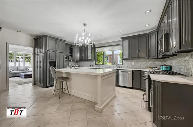 $2,600,000 | 995 East 21st Street | East Midwood