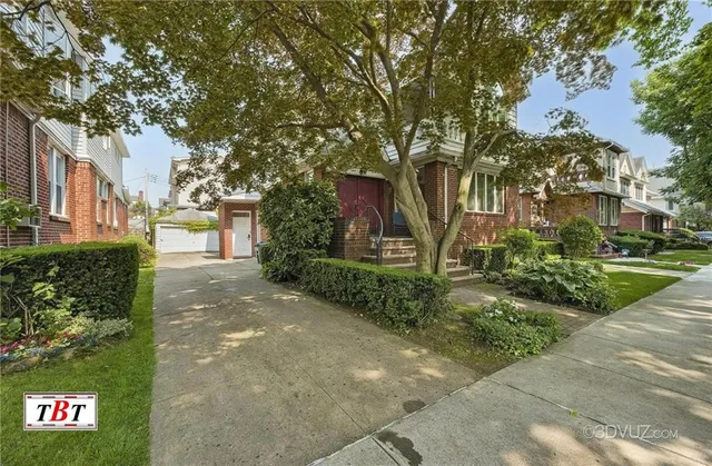 $2,600,000 | 995 East 21st Street | East Midwood