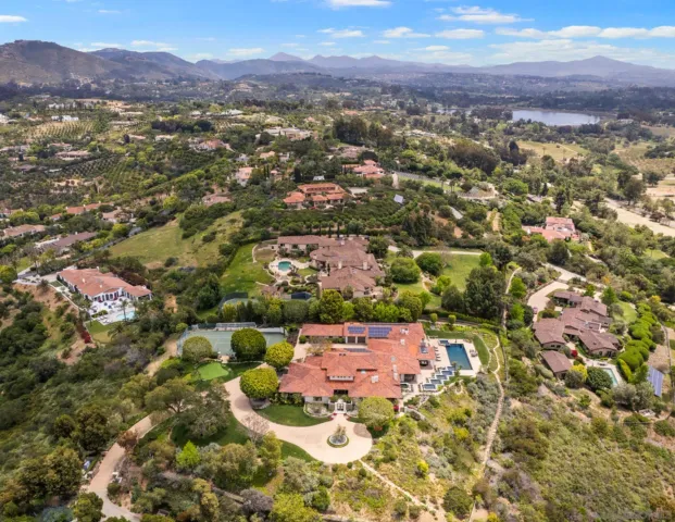 $10,995,000 | 18383 Colina Fuerte, Rancho Santa Fe, CA 92067