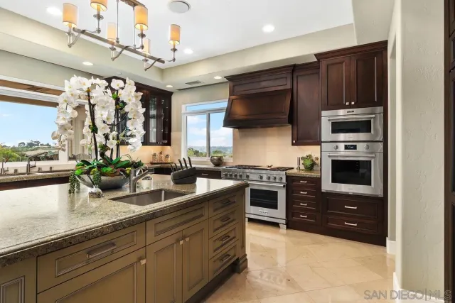 $10,995,000 | 18383 Colina Fuerte, Rancho Santa Fe, CA 92067