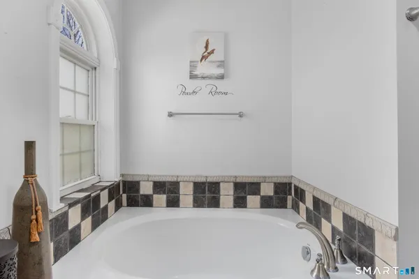 $450,000 | 499 Hartford Road, Brooklyn, CT 06234