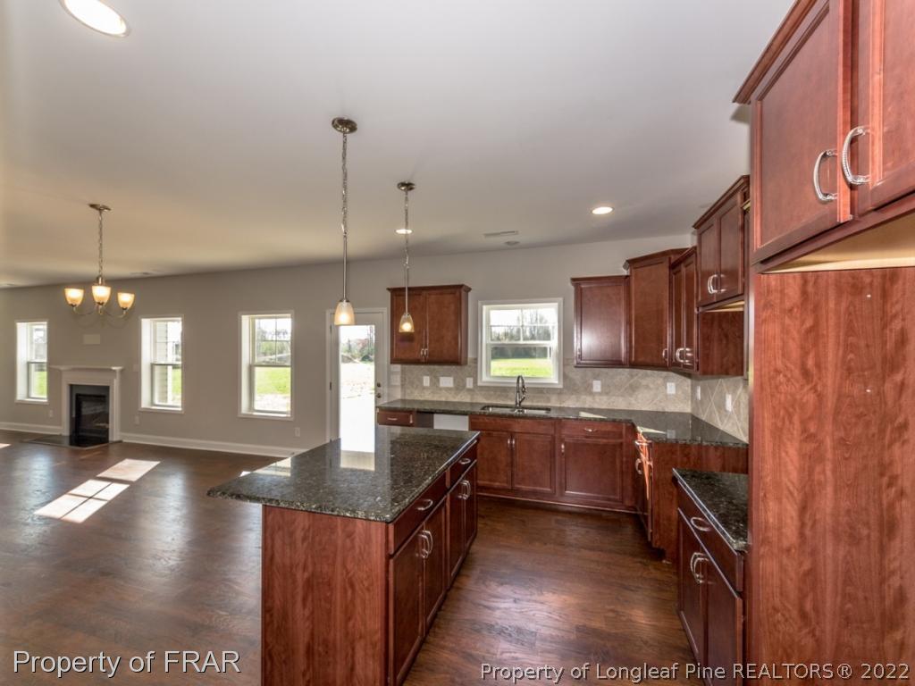 6723 Running Fox Road Hope Mills, NC 28348 - Photo 8 of 29 Gallery Image 8