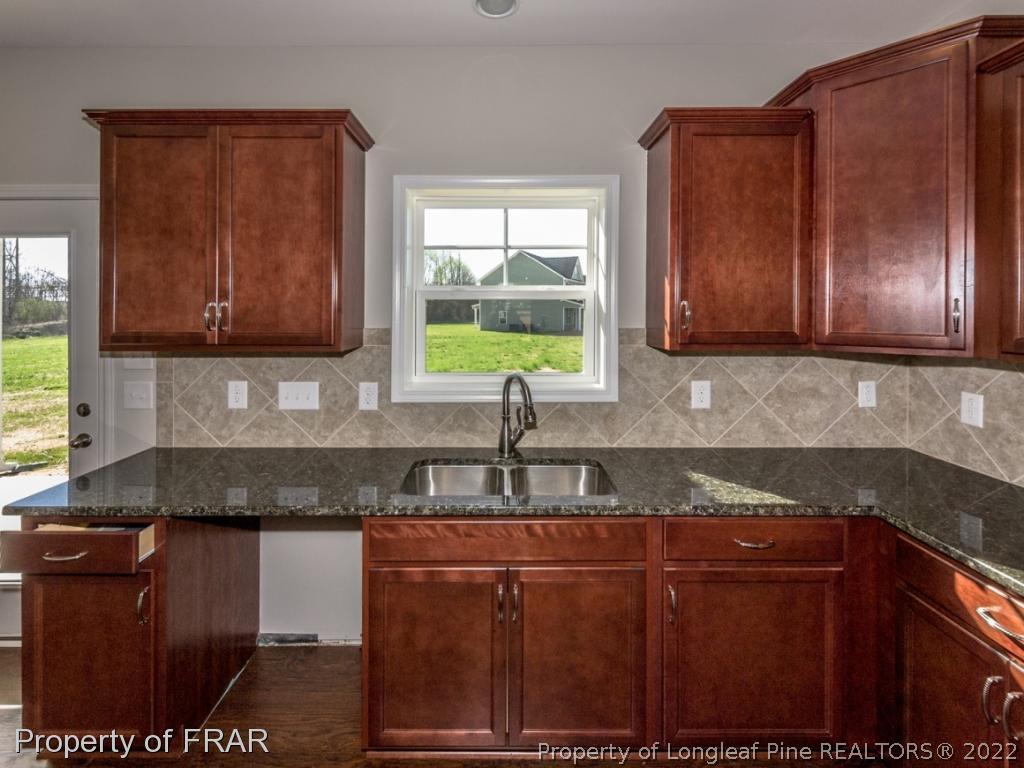 6723 Running Fox Road Hope Mills, NC 28348 - Photo 10 of 29 Gallery Image 10