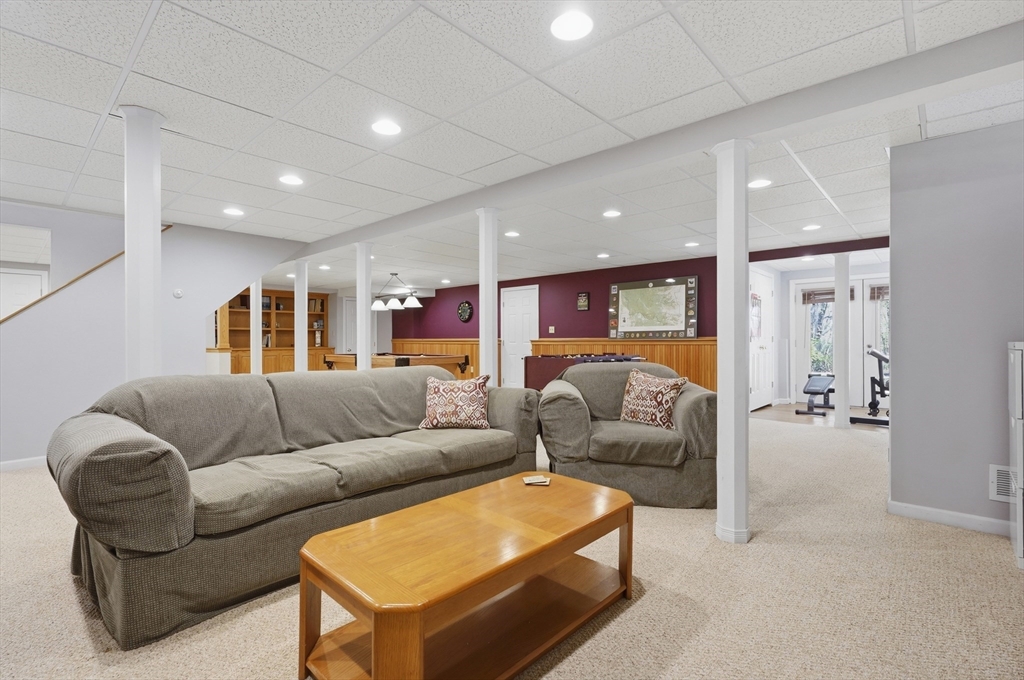 113 Madison Road Northborough, MA 01532 - Photo 36 of 42 Gallery Image 36