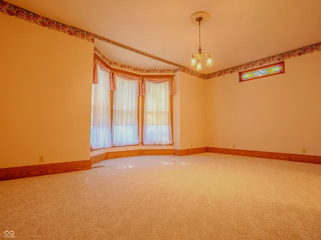 $259,500 | 123 South Jennings Street, North Vernon, IN 47265