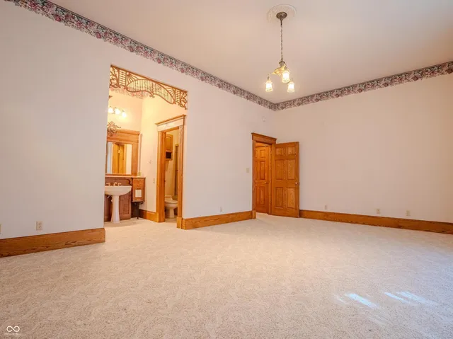 $259,500 | 123 South Jennings Street, North Vernon, IN 47265