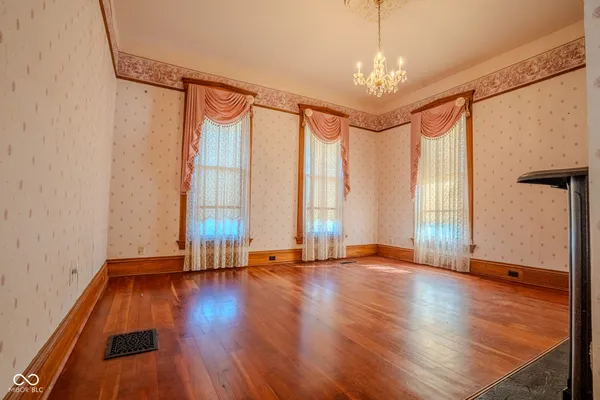 $249,000 | 123 South Jennings Street, North Vernon, IN 47265