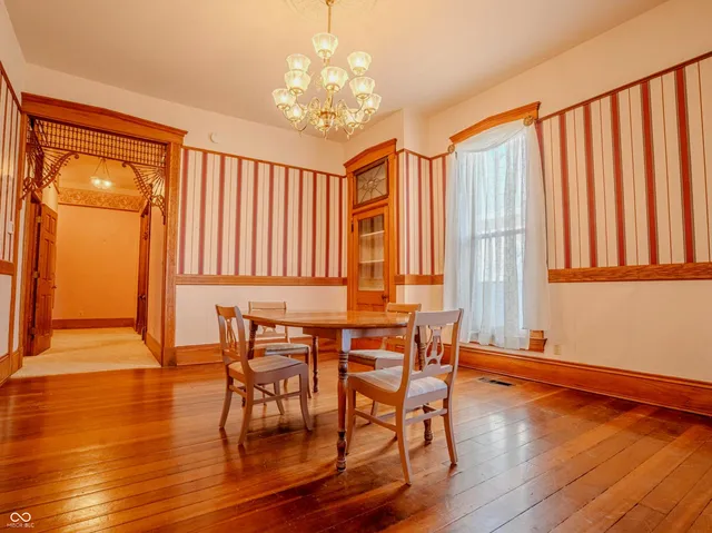 $259,500 | 123 South Jennings Street, North Vernon, IN 47265