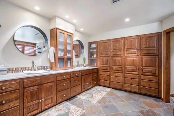 $3,950,000 | 17498 Southwest Meadowlark Road, Rose Hill, KS 67133
