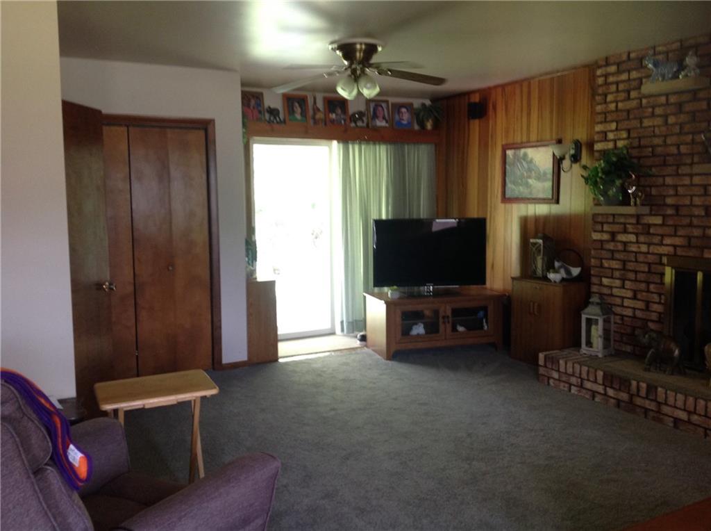 230 South Duffy Road Butler, PA 16001 - Photo 5 of 19 Gallery Image 5
