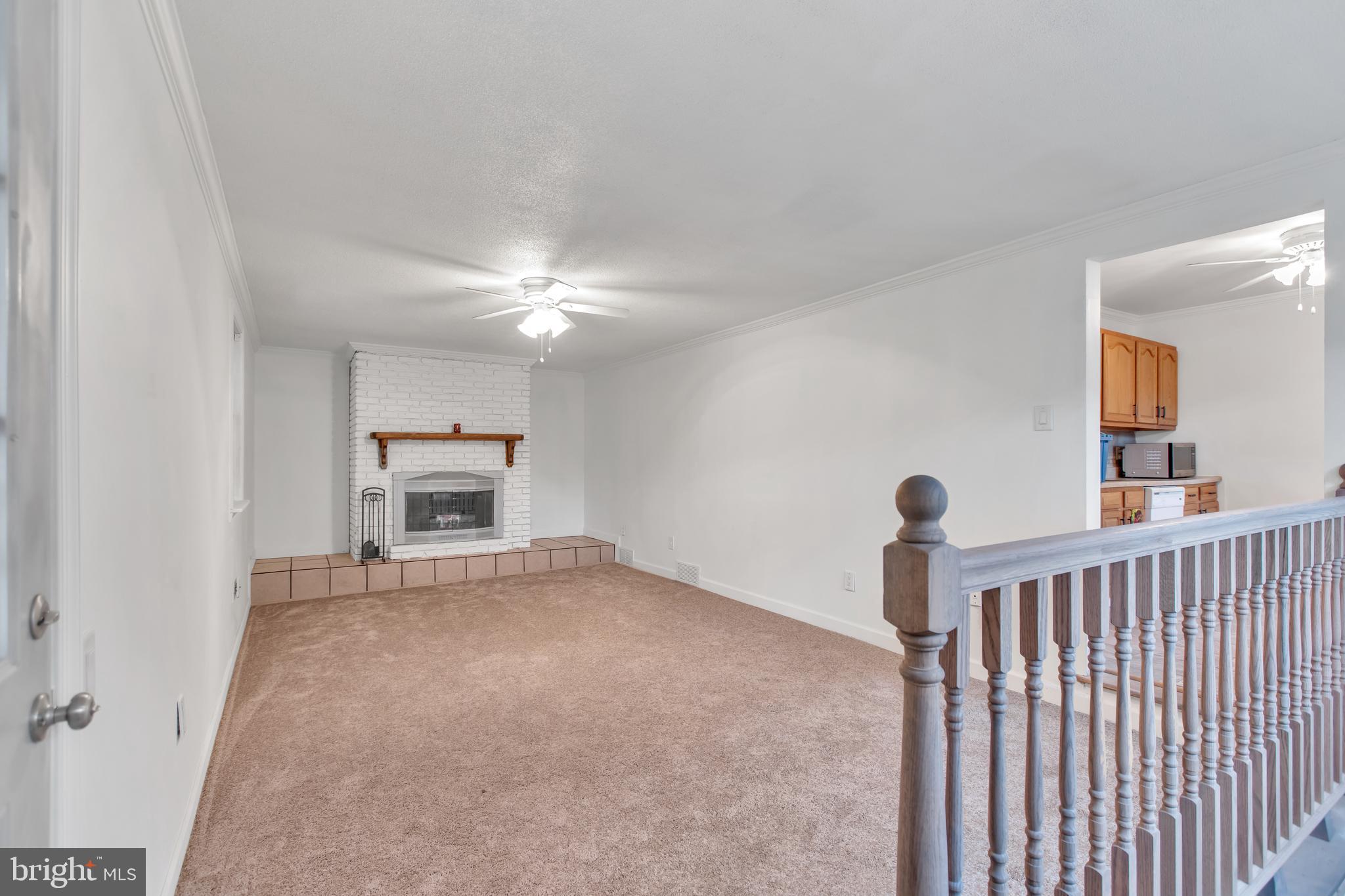207 Brookfield Road Pasadena, MD 21122 - Photo 24 of 45 Family room- other side of the kitchen