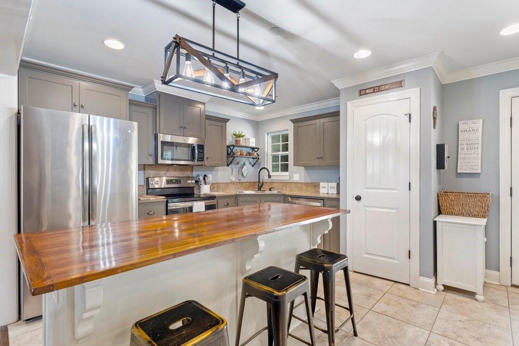 318 Miller Road Dequincy, LA 70633 - Photo 4 of 22 Gallery Image 4