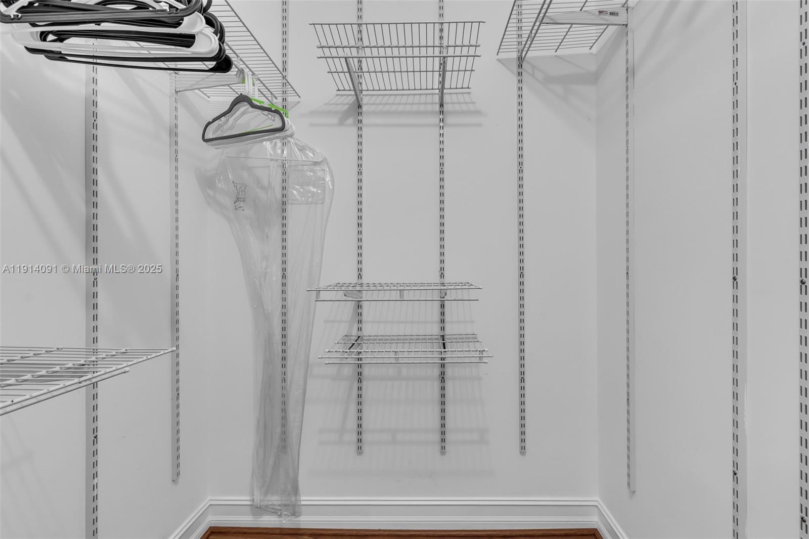 10930 Southwest 75th Street Miami, FL 33173 - Photo 23 of 34