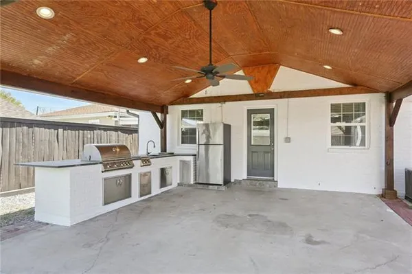 $350,000 | 8021 Versailles Street, Metairie, LA 70003