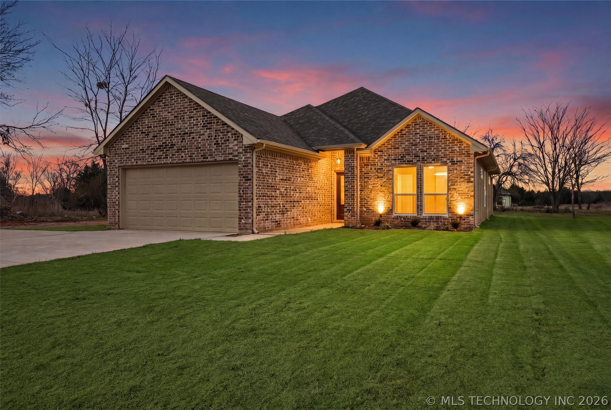 116 8th Avenue Colbert, OK 74733 - Photo 2 of 33 Gallery Image 2
