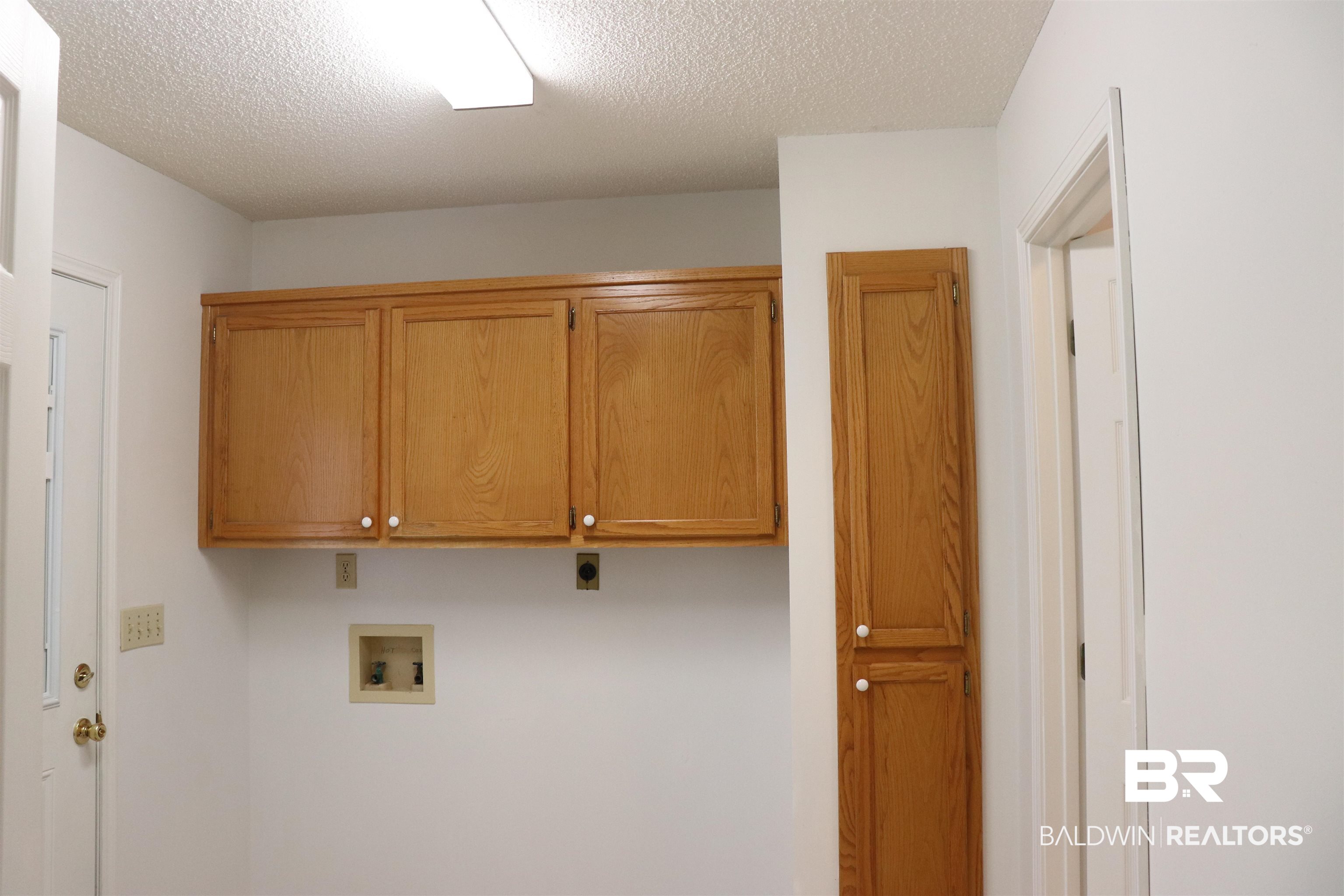 1823 Experiment Farm Road Monroeville, AL 36460 - Photo 15 of 46 laundry room