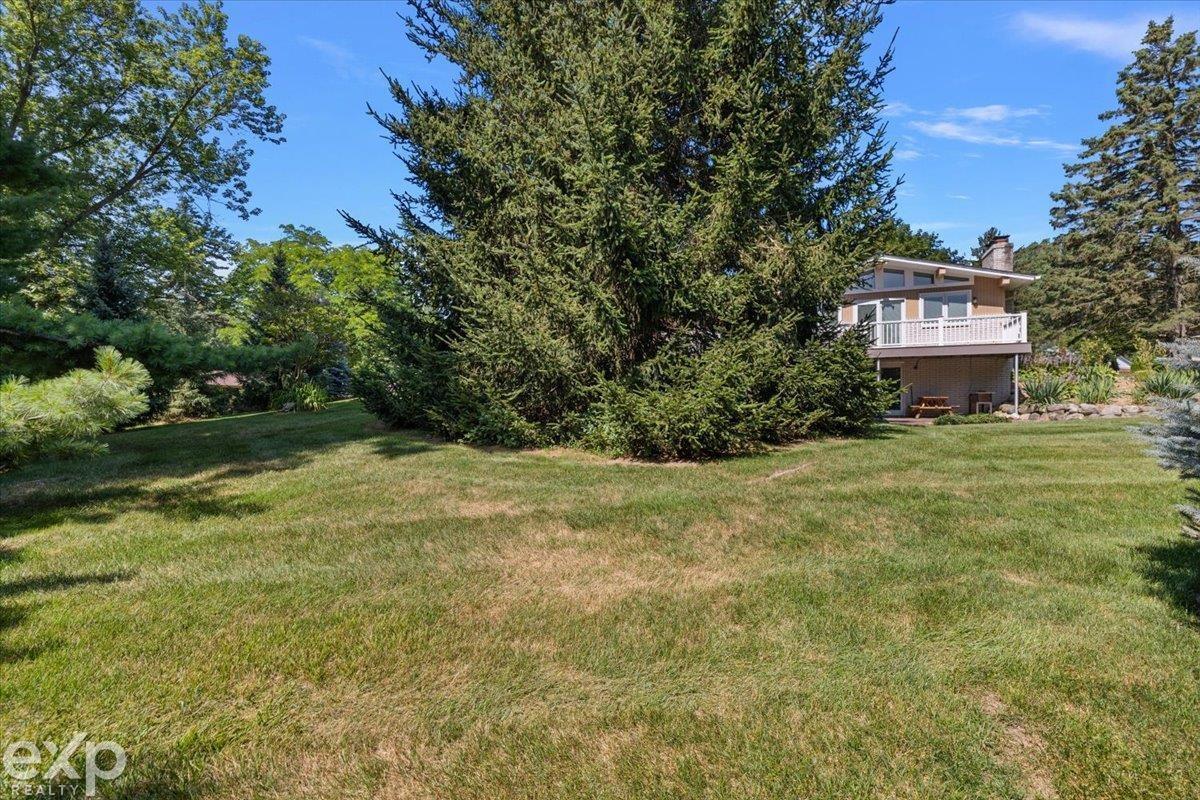 6577 High Rim Court Washington, MI 48094 - Photo 7 of 82 50182994-b8e53833-040a-4dee-96ce-a0a026274cc2.JPG