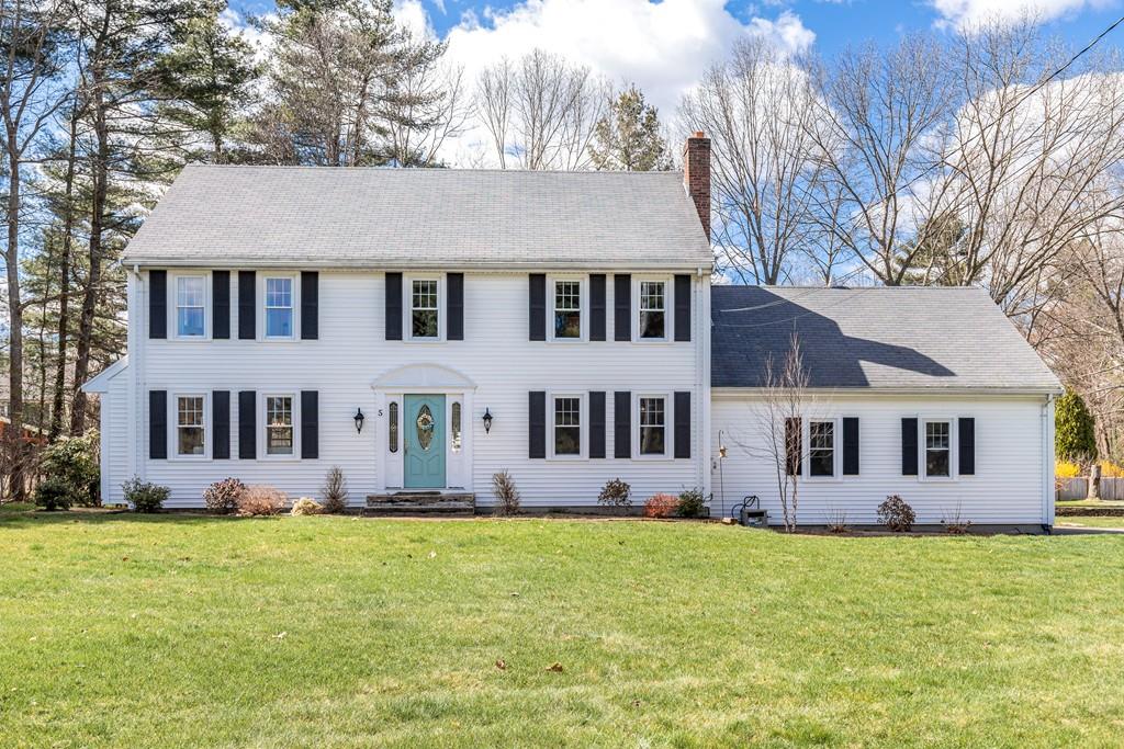 5 Hoover Road Norfolk, MA 02056 - Photo 1 of 33 Gallery Image 1