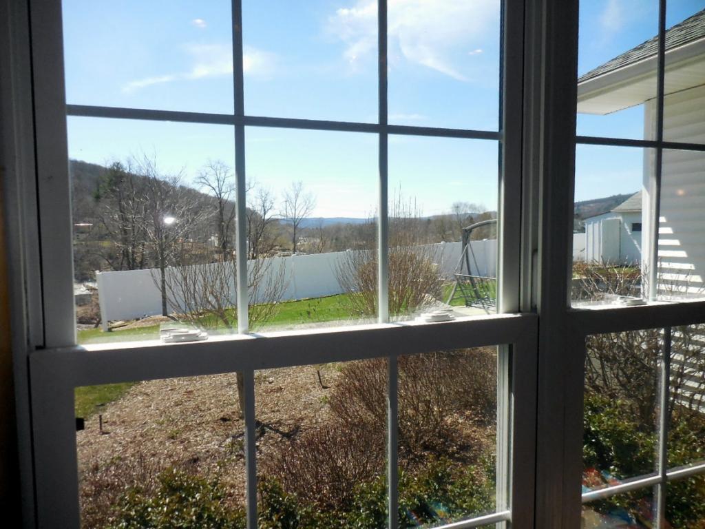 2 Rochelle Road Binghamton, NY 13901 - Photo 10 of 36 Gallery Image 10