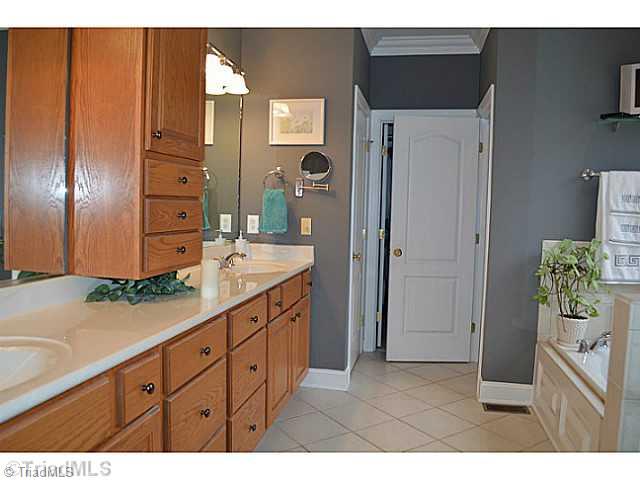 7083 Lanier Road Summerfield, NC 27358 - Photo 9 of 25 Master Bath/Spa. Plenty of space and very comfortable.