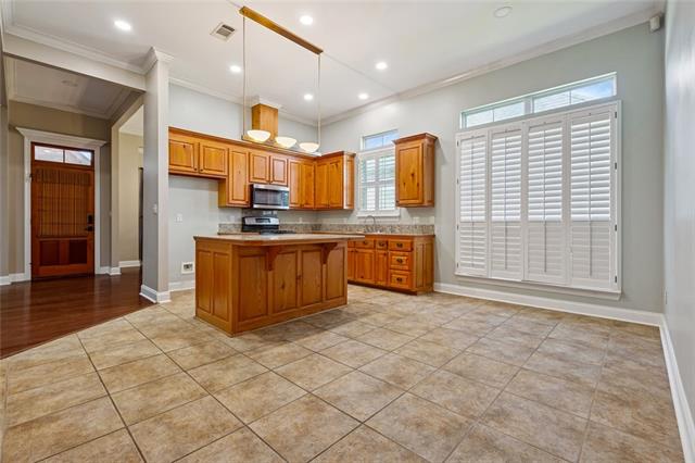 2017 Lac Cache Court Baton Rouge, LA 70816 - Photo 4 of 19 Gallery Image 4